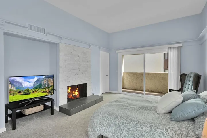 6840 Caminito Del Greco, San Diego, California 92120