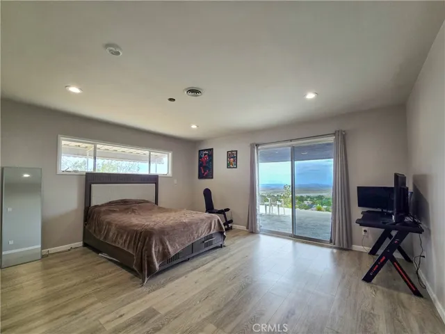 31611 157th E, Llano, California 93544