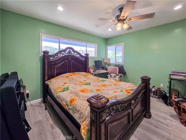 31611 157th E, Llano, California 93544