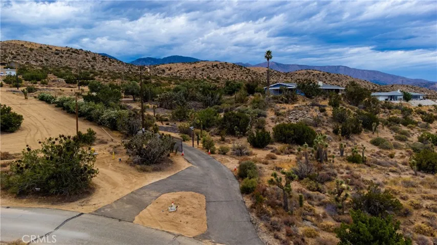 31611 157th E, Llano, California 93544
