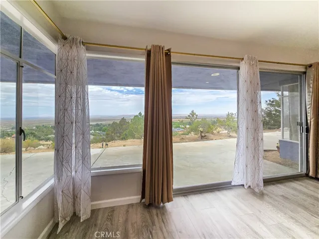 31611 157th E, Llano, California 93544