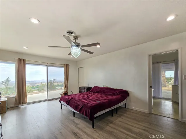 31611 157th E, Llano, California 93544