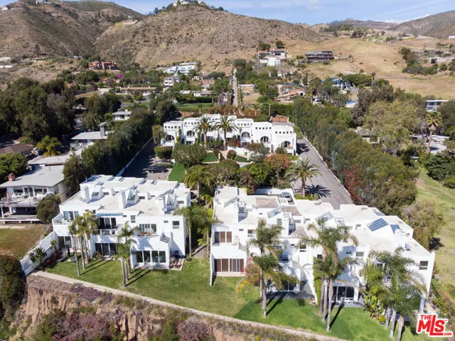 31240 Bailard Road, Malibu, California 90265