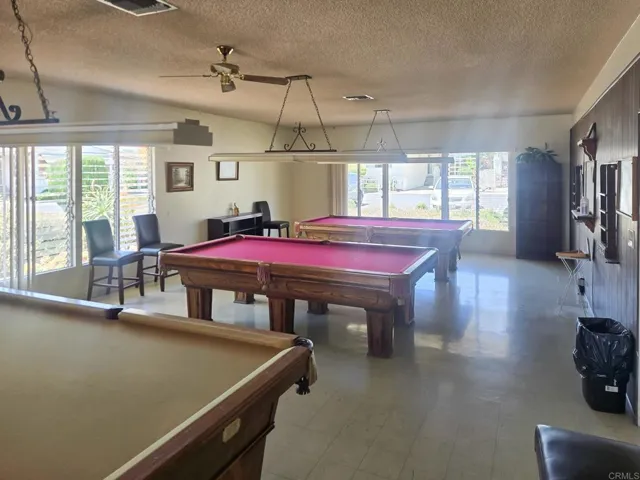 1010 E Bobier 17, Vista, California 92084