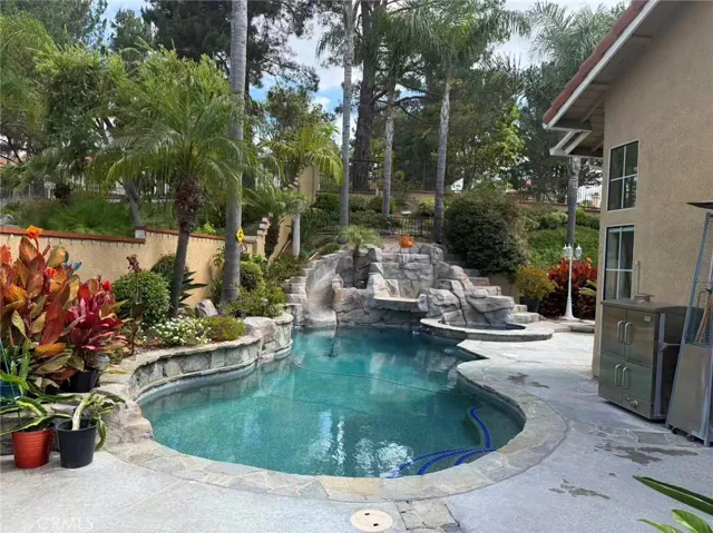 5860 Vista Del Mar, Yorba Linda, California 92887
