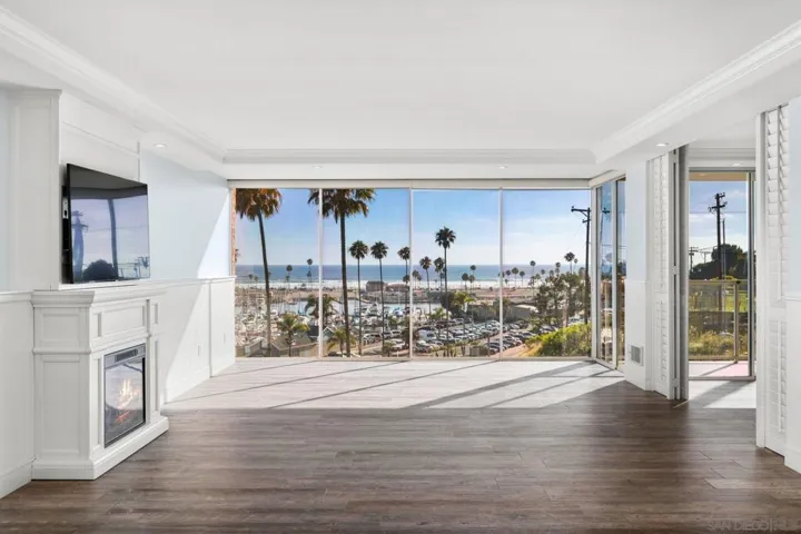 1200 Harbor Drive N 3c, Oceanside, California 92054