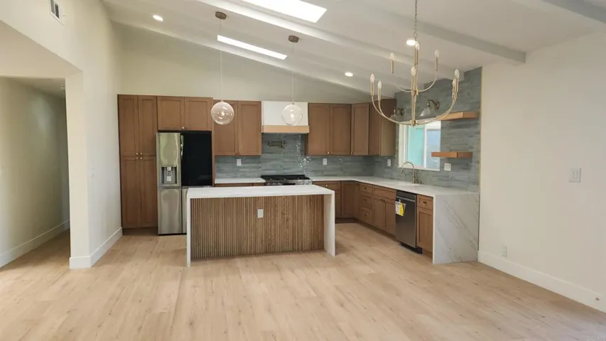 4417 Beverly Drive, La Mesa, California 91941