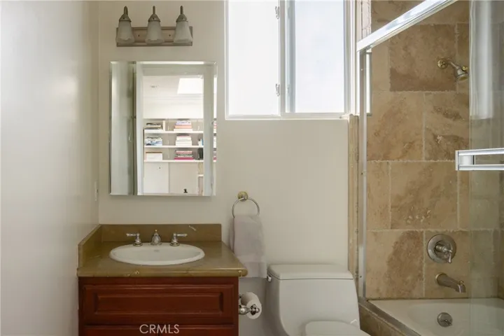 1905 Colby Avenue, Los Angeles, California 90025
