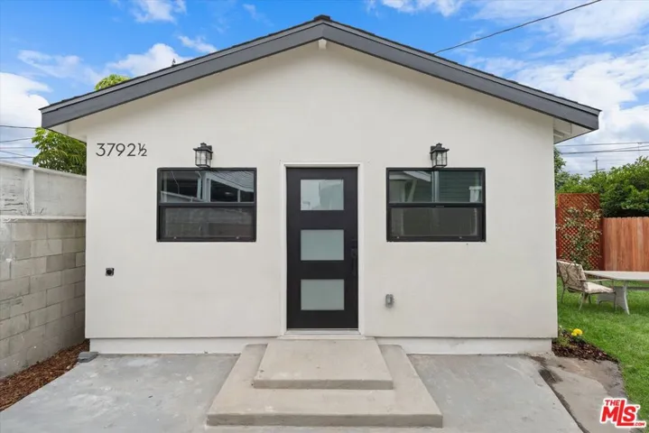 3792 1/2 Van Ness Avenue, Los Angeles, California 90018