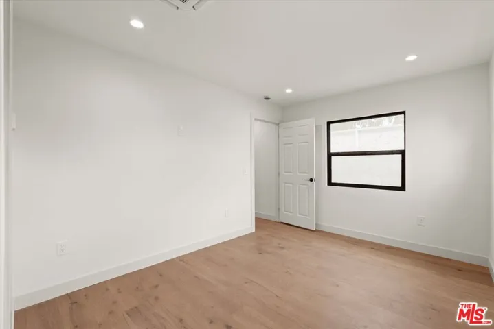 3792 1/2 Van Ness Avenue, Los Angeles, California 90018