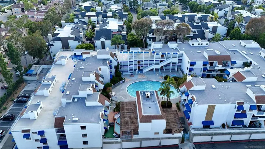 8310 Regents Rd 3h, University City, California 92122