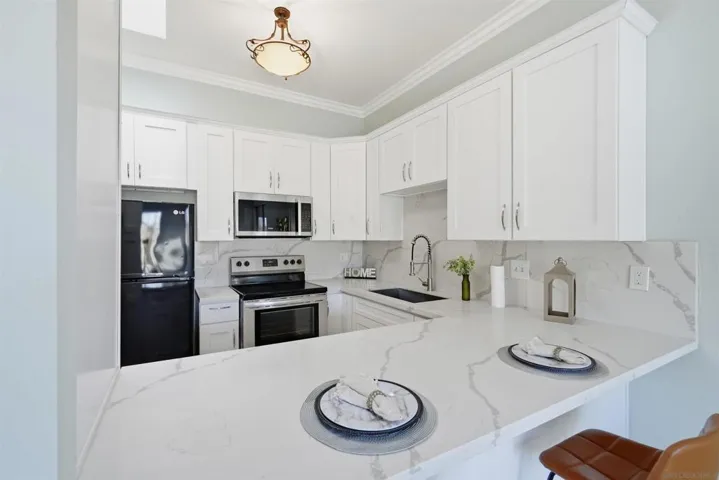 8310 Regents Rd 3h, University City, California 92122