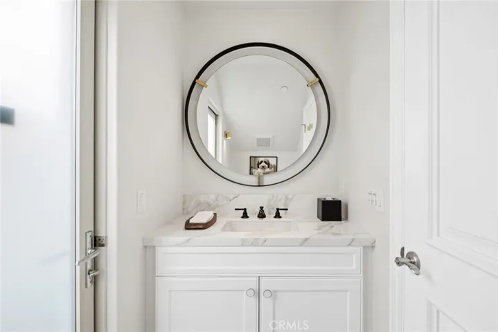 4807 Seashore Drive, Newport Beach, California 92663