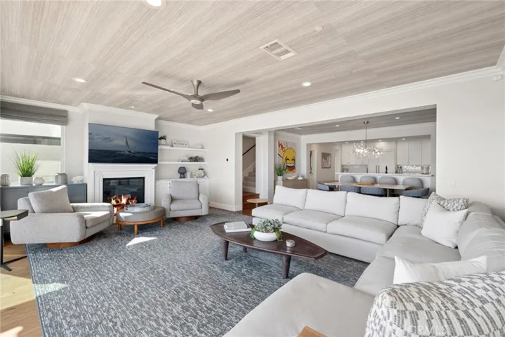4807 Seashore Drive, Newport Beach, California 92663