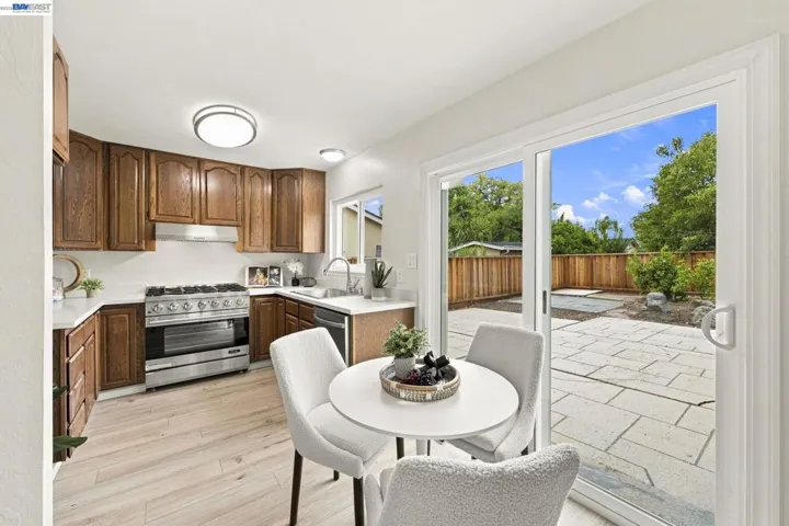 801 Lippert Ave, Fremont, California 94539
