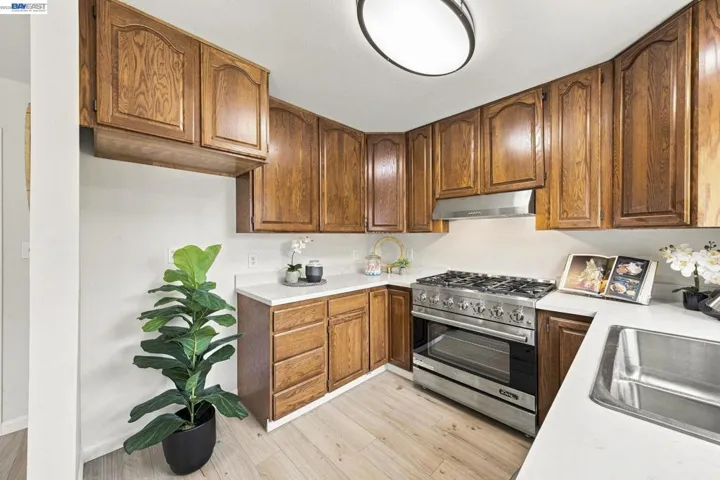 801 Lippert Ave, Fremont, California 94539