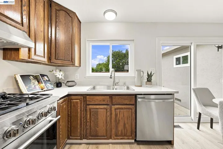 801 Lippert Ave, Fremont, California 94539