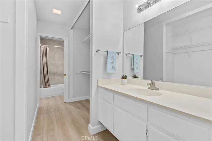 6951 Knollcrest 56, Garden Grove, California 92845