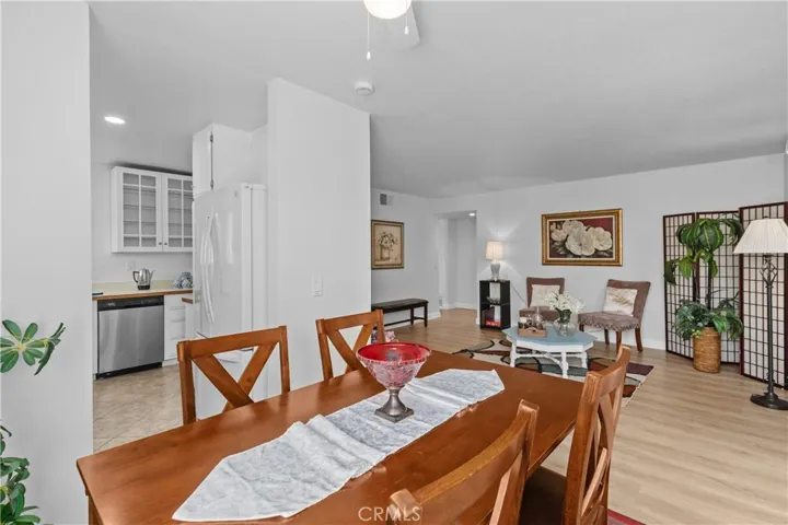 6951 Knollcrest 56, Garden Grove, California 92845