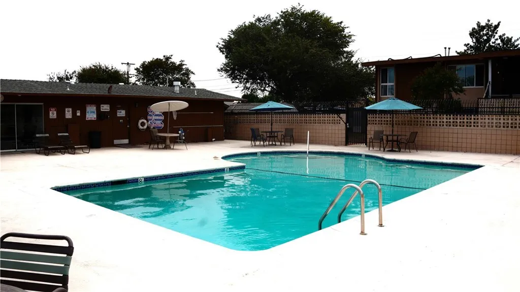 Club house pool