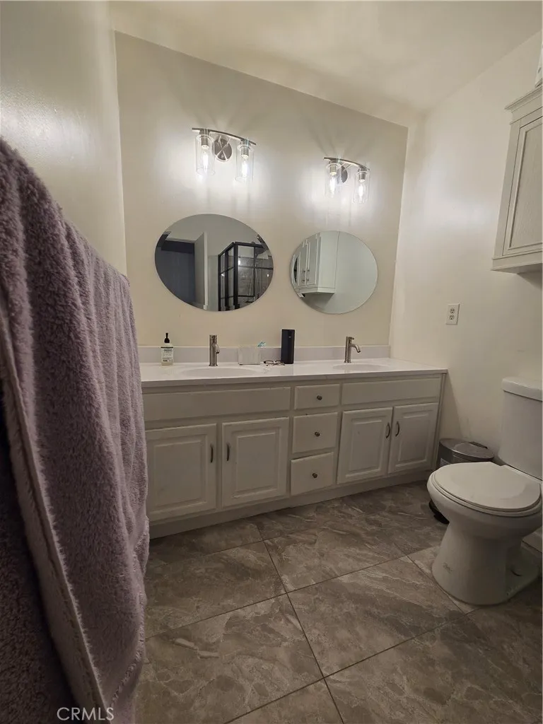 Master bath 2