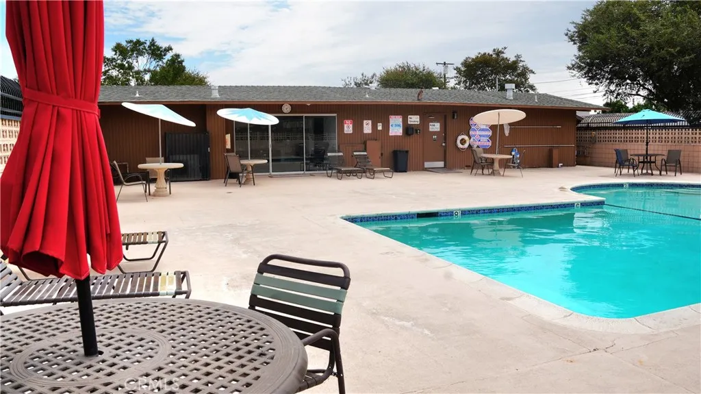 Club house pool