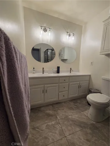 Master bath 2