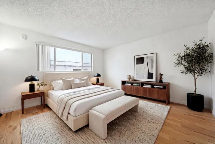 5015 Cape May Avenue 104, San Diego, California 92107