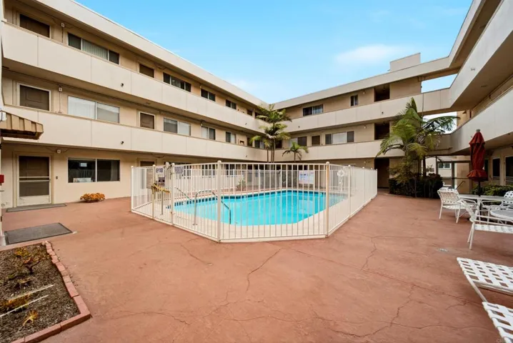 5015 Cape May Avenue 104, San Diego, California 92107