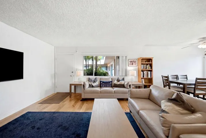 5015 Cape May Avenue 104, San Diego, California 92107