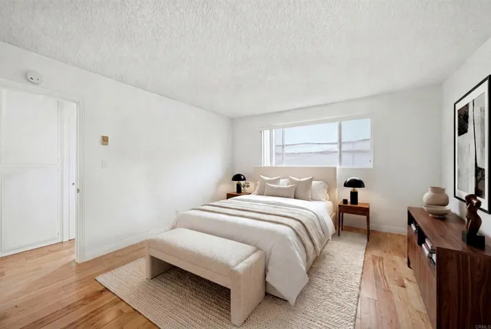 5015 Cape May Avenue 104, San Diego, California 92107