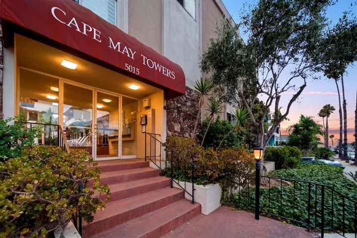 5015 Cape May Avenue 104, San Diego, California 92107