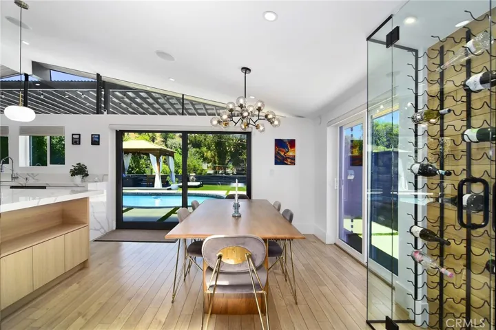 22253 Flanco Road, Woodland Hills, California 91364