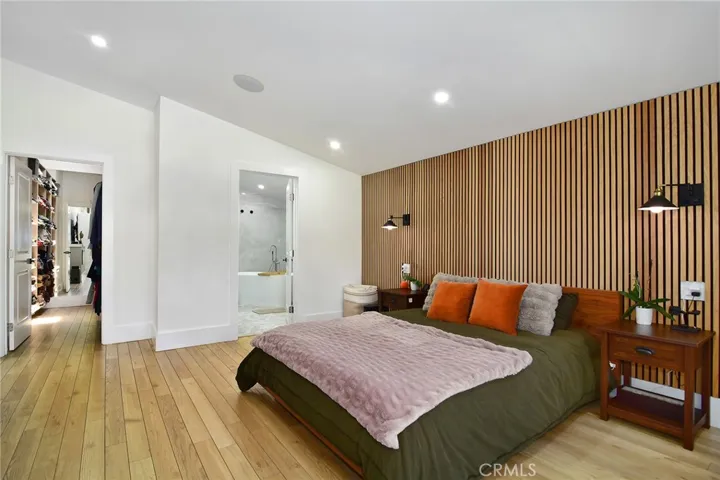 22253 Flanco Road, Woodland Hills, California 91364