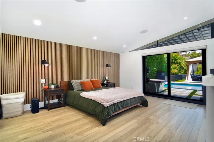 22253 Flanco Road, Woodland Hills, California 91364