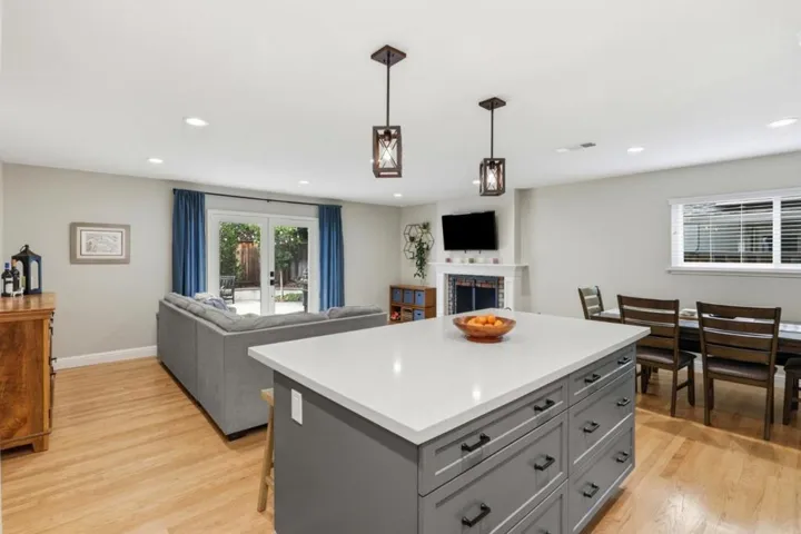 3763 Willowview Drive, San Jose, California 95118