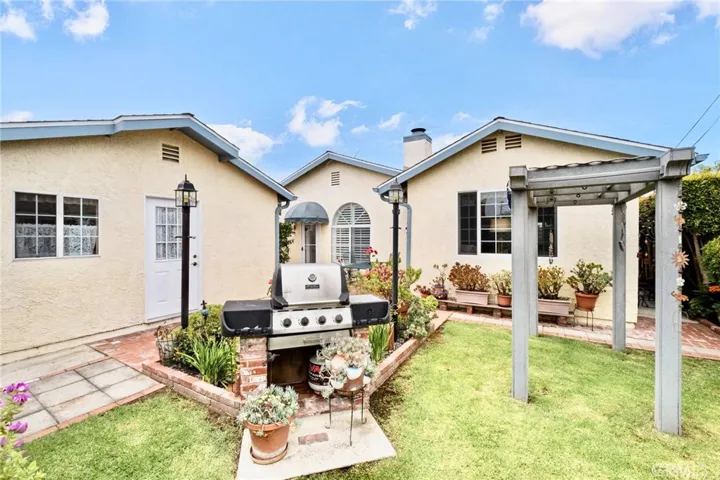 21310 Ladeene Avenue, Torrance, California 90503