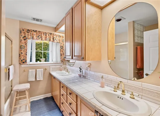 21310 Ladeene Avenue, Torrance, California 90503