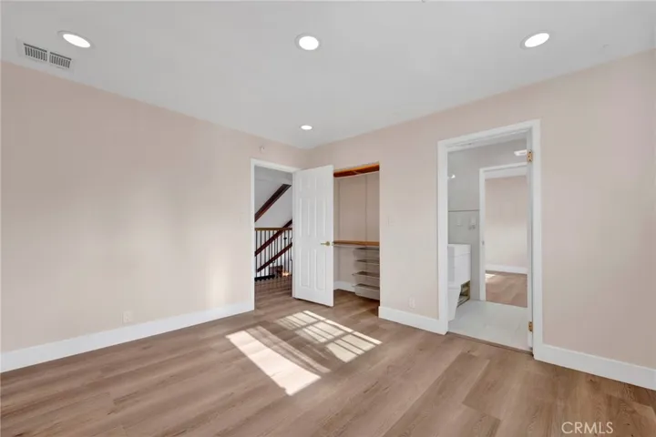 1432 N Catalina Street, Burbank, California 91505