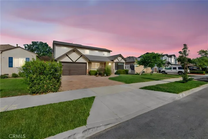 1432 N Catalina Street, Burbank, California 91505