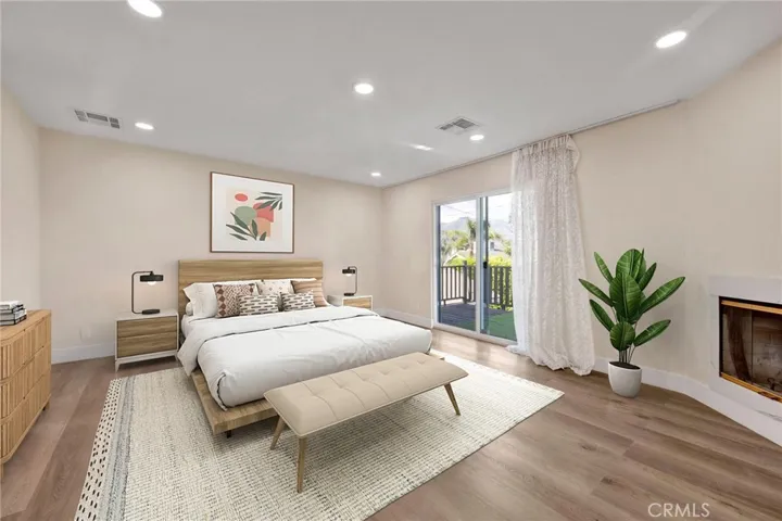 1432 N Catalina Street, Burbank, California 91505