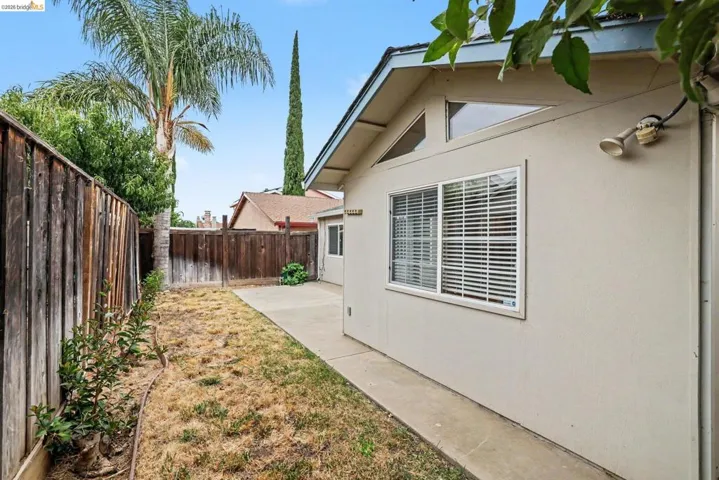 2416 Redwood Dr, Antioch, California 94509