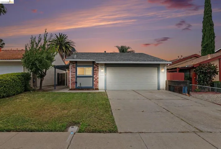 2416 Redwood Dr, Antioch, California 94509