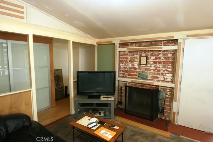 703 Center, Costa Mesa, California 92627