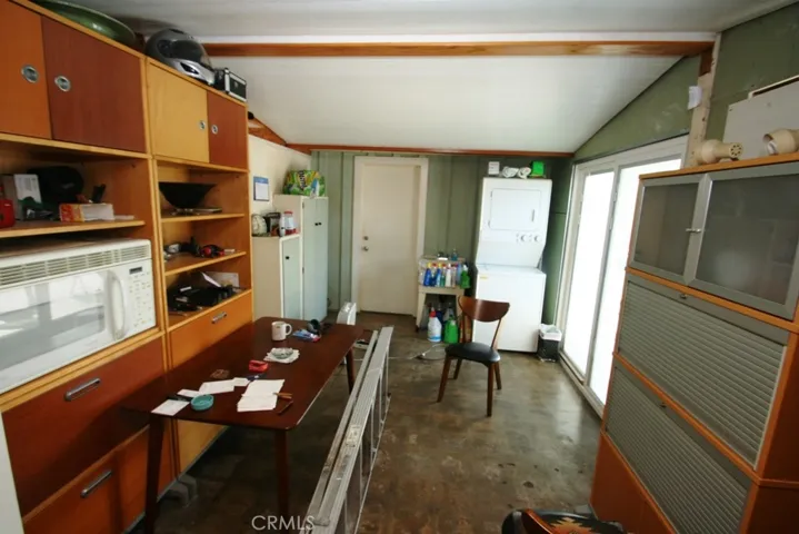 703 Center, Costa Mesa, California 92627