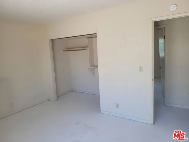 9012 Columbine Avenue, California City, California 93505