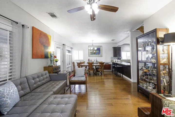 416 N Serrano Avenue, Los Angeles, California 90004
