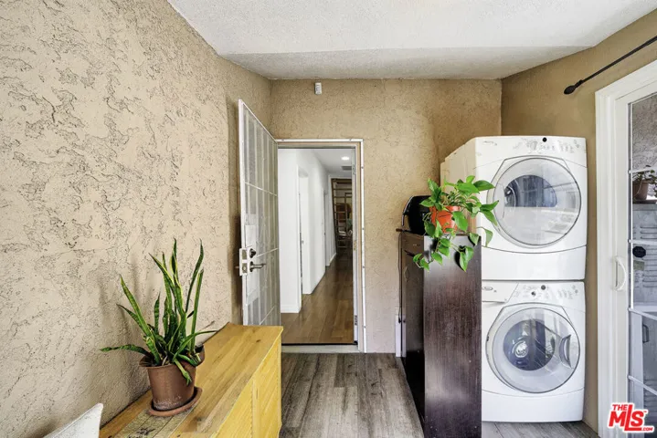 416 N Serrano Avenue, Los Angeles, California 90004