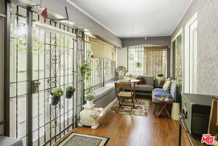 416 N Serrano Avenue, Los Angeles, California 90004