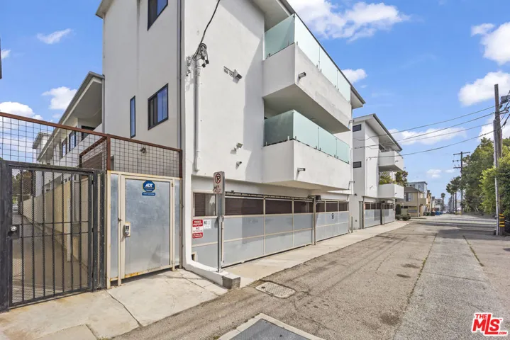 1264 9th Street G, Santa Monica, California 90401